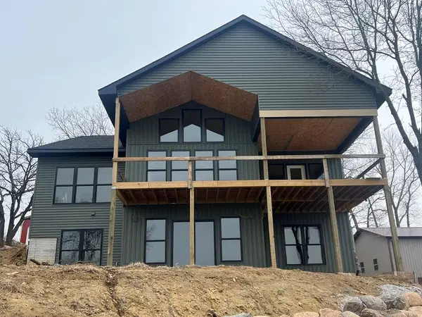 10122 S Wildflower Drive, Unionville, MO 63565