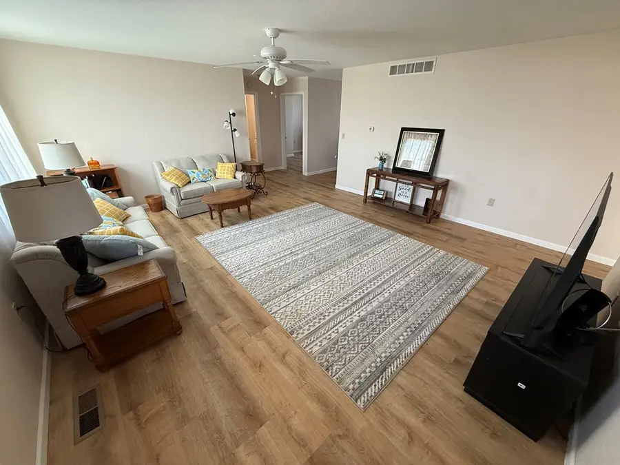 201 1st Street, Queen City, MO 63561 - #2