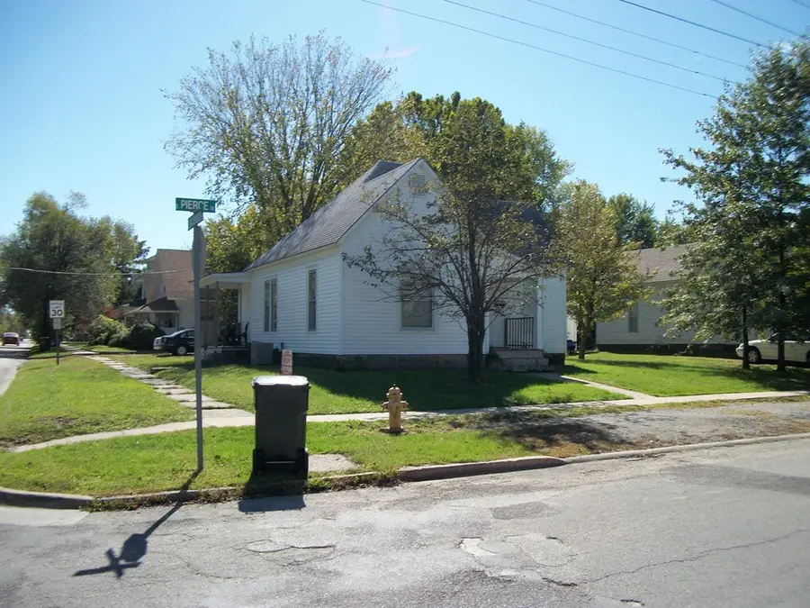 624 E Pierce Street, Kirksville, MO 63501 - #2