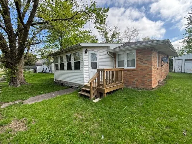 206 Main Street, Queen City, MO 63561 - #2