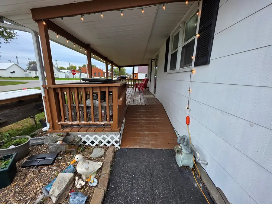 300 N Missouri Street, Shelbina, MO 63468 - #3