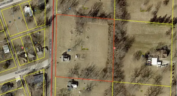 227 S Brunswick Street, Brookfield, MO 64628