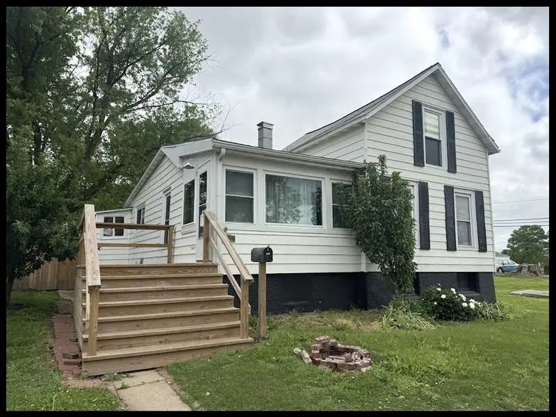 107 Main Street, Macon, MO 63552 - #1