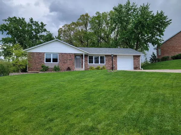1108 Rustic Drive, Macon, MO 63552