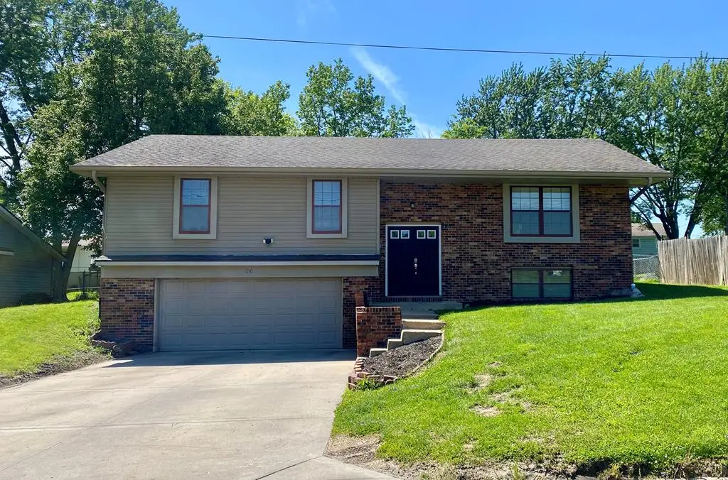 210 Woodrow, Chillicothe, MO 64601 - #1