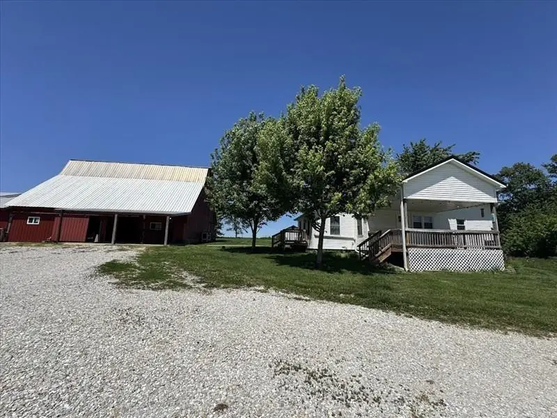 11289 Hilton Avenue, La Plata, MO 63549 - #2