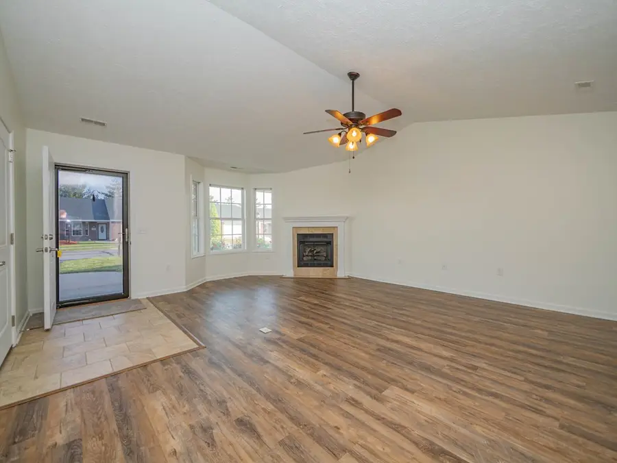 1215 Shepherds Dr, Moberly, MO 65270 - #3