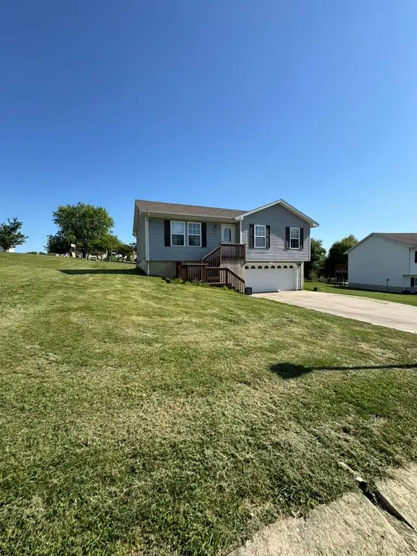 54709 Crimson Drive, Milan, MO 63556