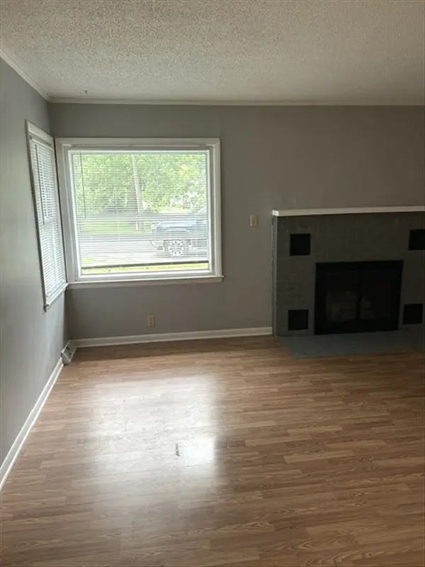 604 Jackson Street, Macon, MO 63552 - #2