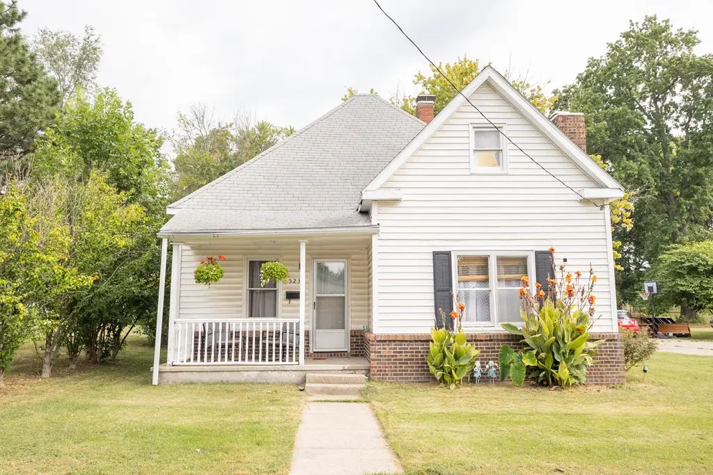523 Morehead, Moberly, MO 65270 - #1