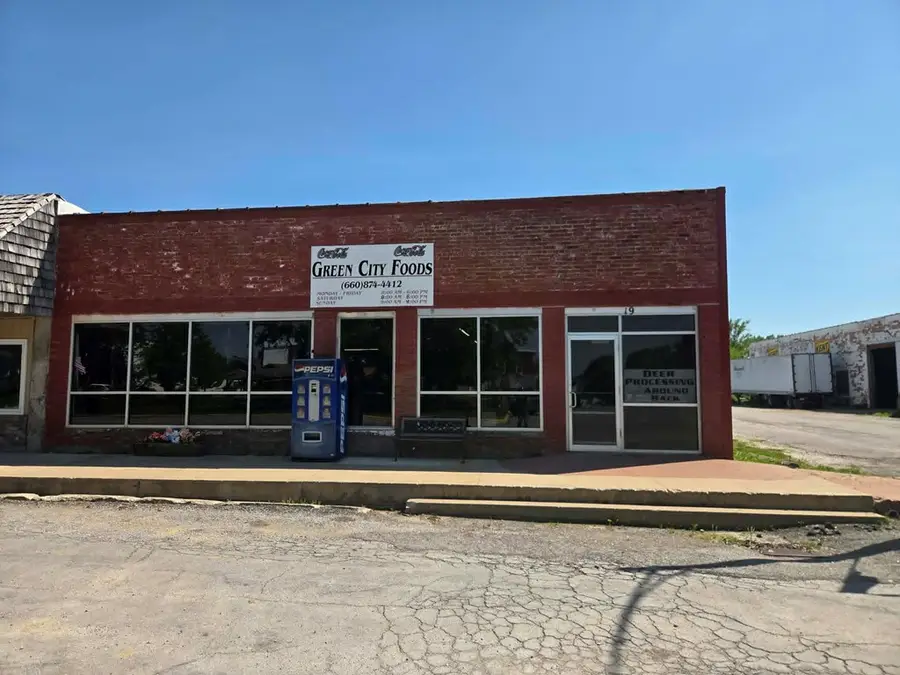 19 W Second Street, Green City, MO 63545 - #2