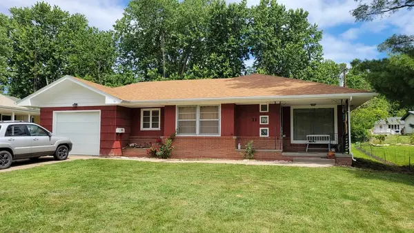 11 Grim Drive, Kirksville, MO 63501