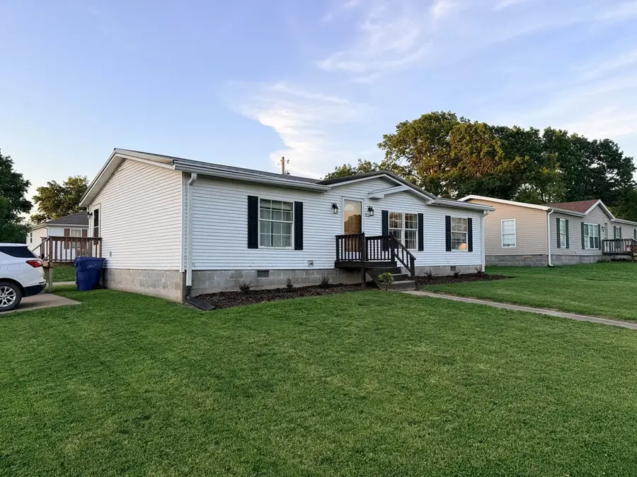 816 Mcgowan Street, Brookfield, MO 64628 - #2