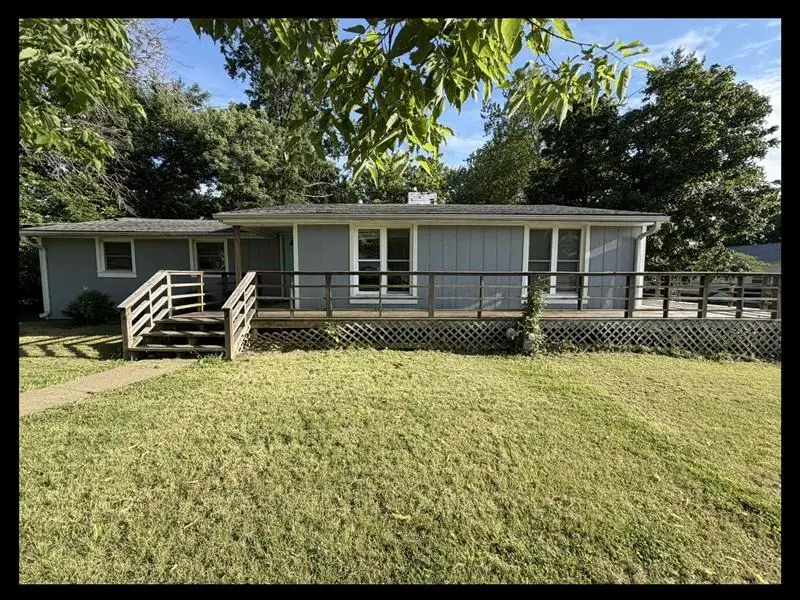 101 W Mill Street, Shelbina, MO 63468 - #1