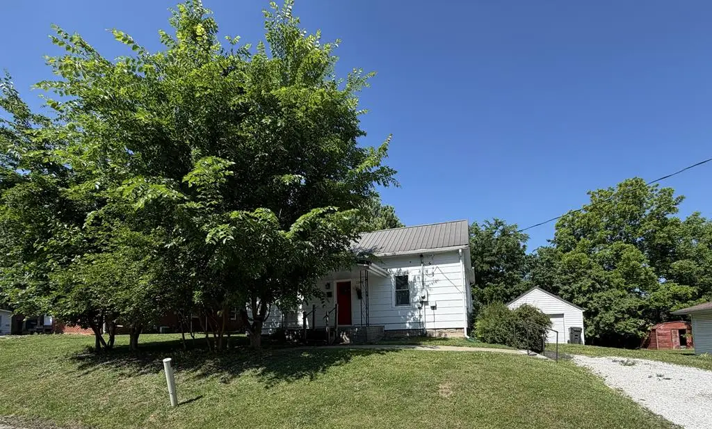 1302 S Ann Street, Kirksville, MO 63501 - #1