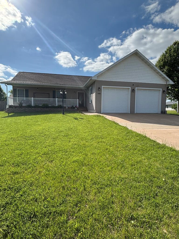 2900 Breezewood Drive, Kirksville, MO 63501
