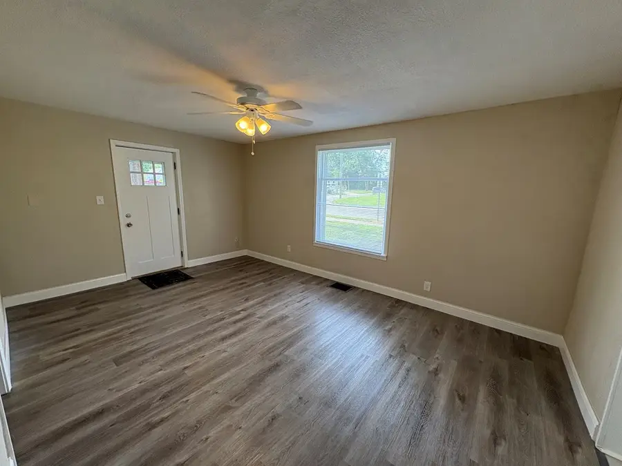 1501 N Main Street, Kirksville, MO 63501 - #2