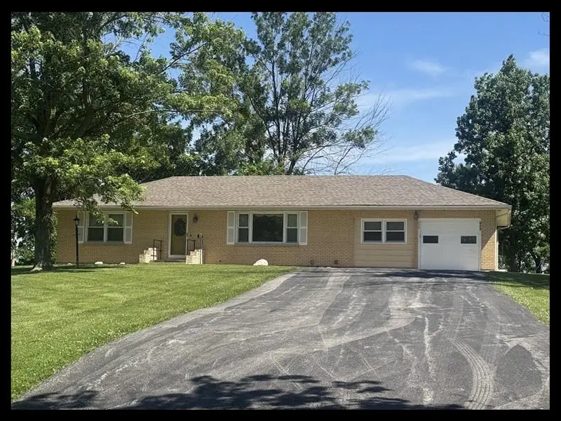 303 Old Hwy 36 E, Bevier, MO 63532 - #1