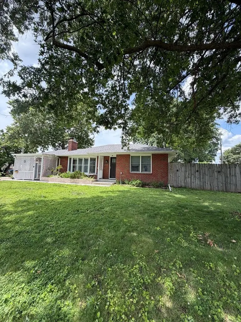211 N Ely Street, Kirksville, MO 63501 - #1