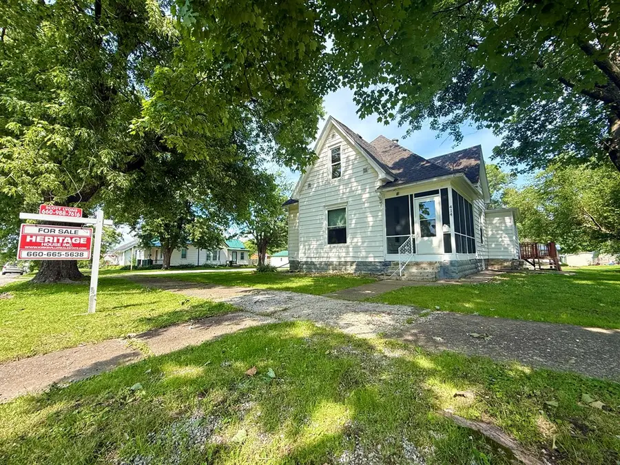 414 N Gex Street, La Plata, MO 63549 - #2