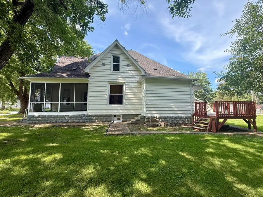 414 N Gex Street, La Plata, MO 63549 - #3