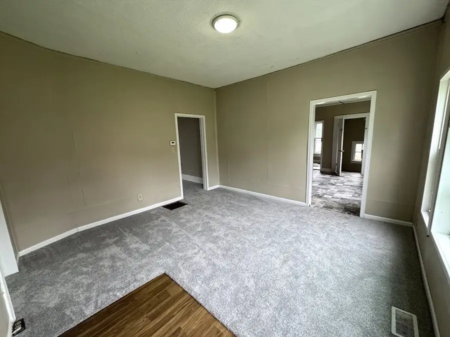 102 Main Street, Macon, MO 63552 - #3