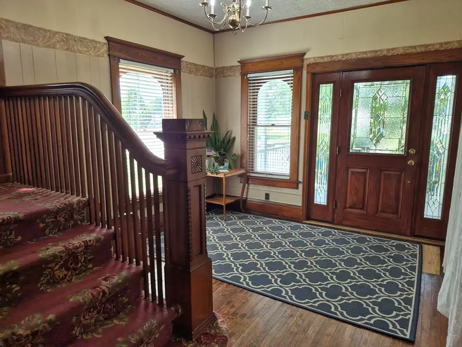 104 W Sixth Street, Queen City, MO 63561 - #3