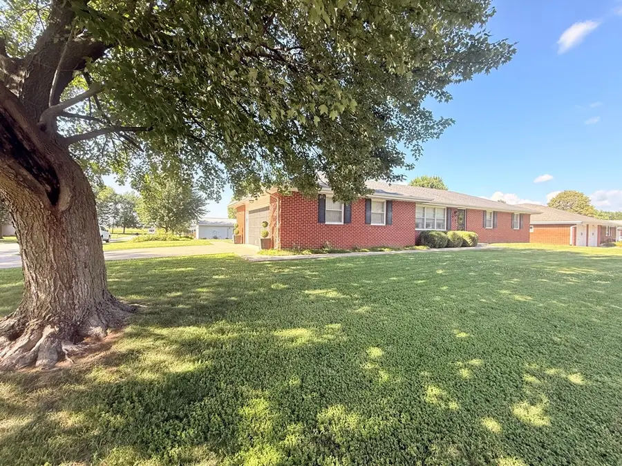 201 Park Plaza, Kirksville, MO 63501 - #2