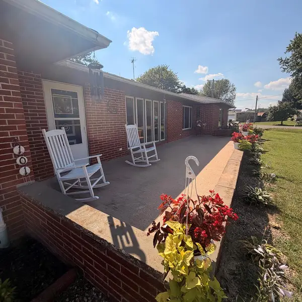 101 W Elm Street, Clarence, MO 63437