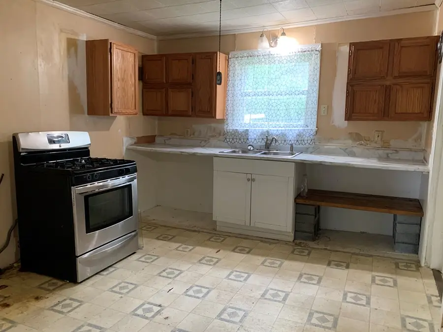 903 E Missouri Street, Kirksville, MO 63501 - #2