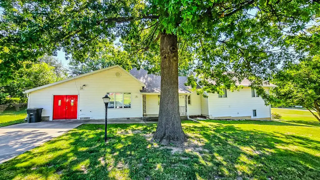 608 Swanson, Novinger, MO 63559 - #1