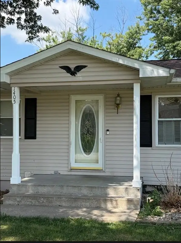 1405 Englewood Drive, Macon, MO 63552 - #2