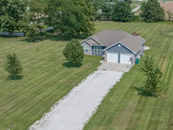 2398 County Road 1390, Cairo, MO 65239