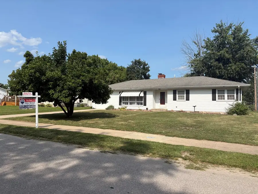 1707 S Cottage Grove Place, Kirksville, MO 63501 - #2