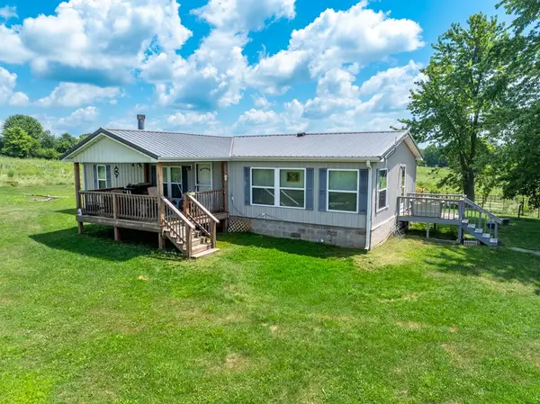13128 Crest Drive, Newtown, MO 64667