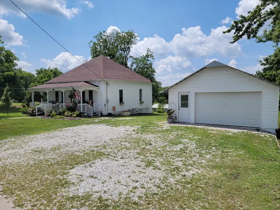 411 S Macon Street, Bevier, MO 63532 - #2