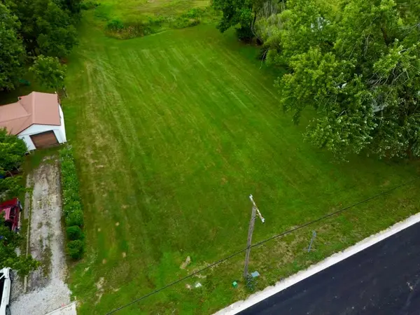 XX S Halliburton Street, Kirksville, MO 63501