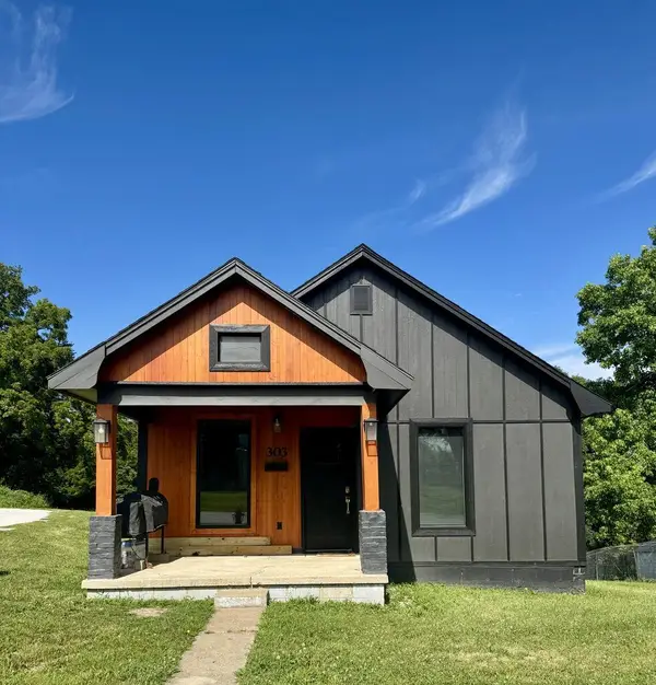 303 N State Street, Milan, MO 63556