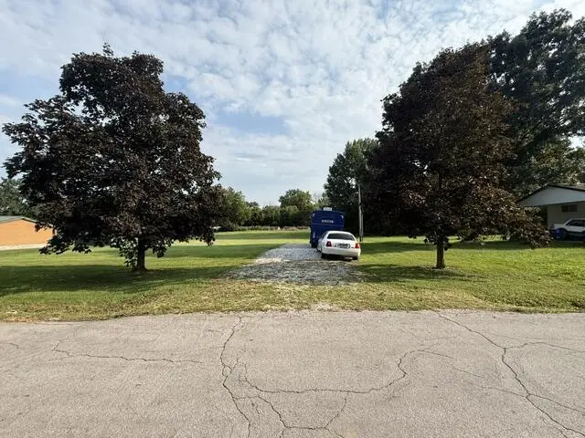 1 W Wood St, Brookfield, MO 64628 - #1