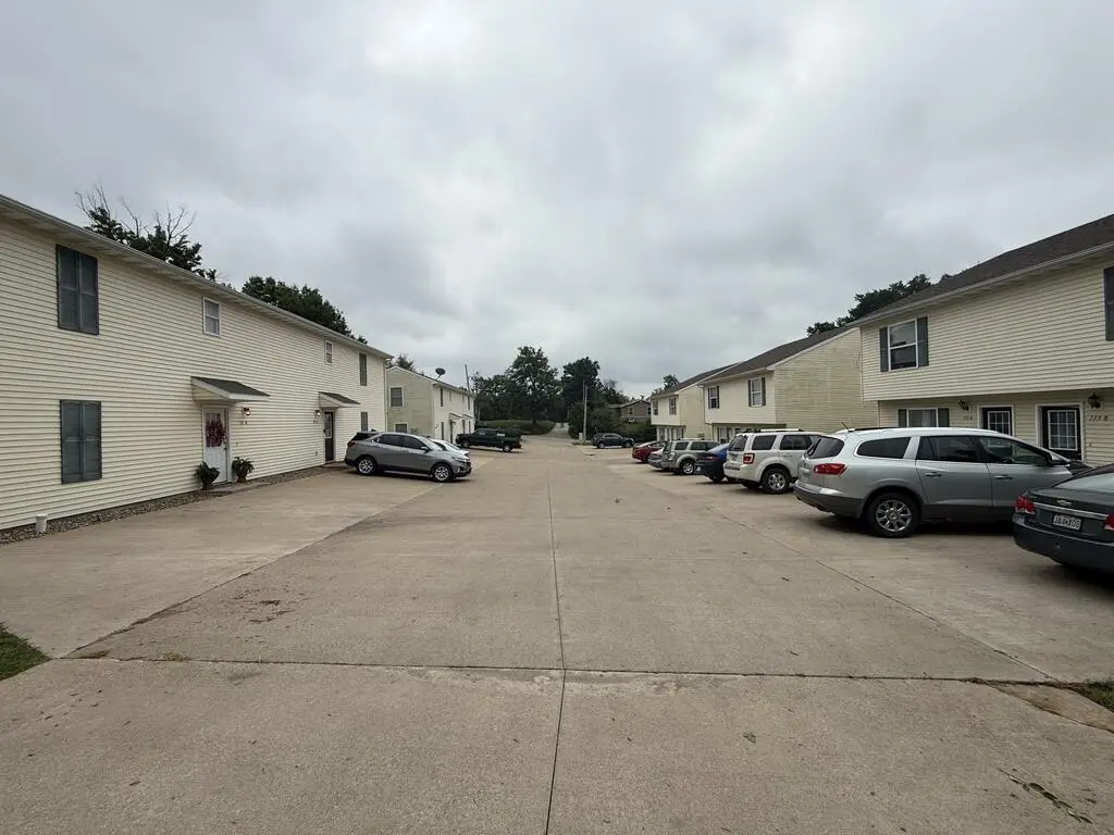 711-716 Hickory, Kirksville, MO 63501 - #1