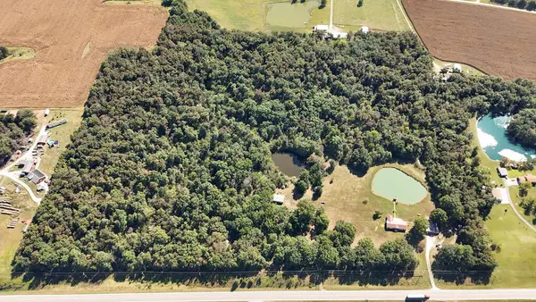 11057 Highway 24, Madison, MO 65263