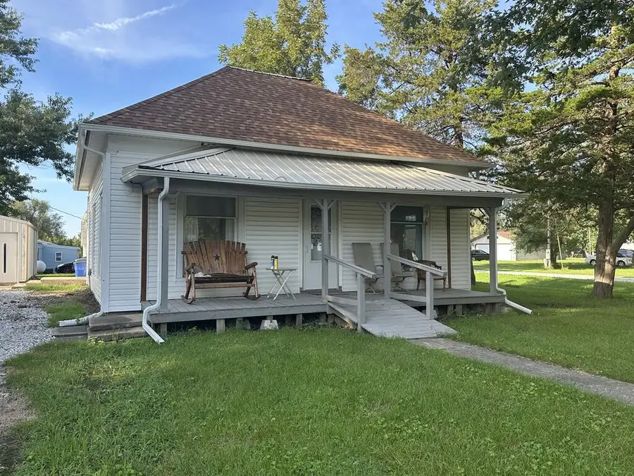 304 Locust Street, Glenwood, MO 63541 - #3