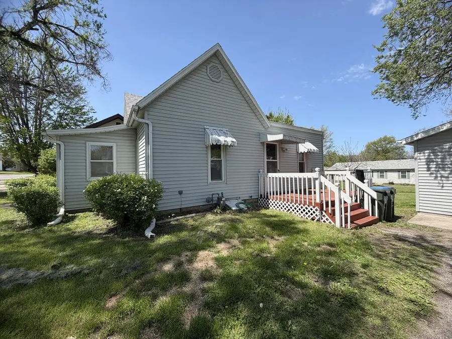 1409 E Jefferson Street, Kirksville, MO 63501 - #2