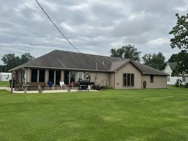 405 E High Street, Novelty, MO 63460