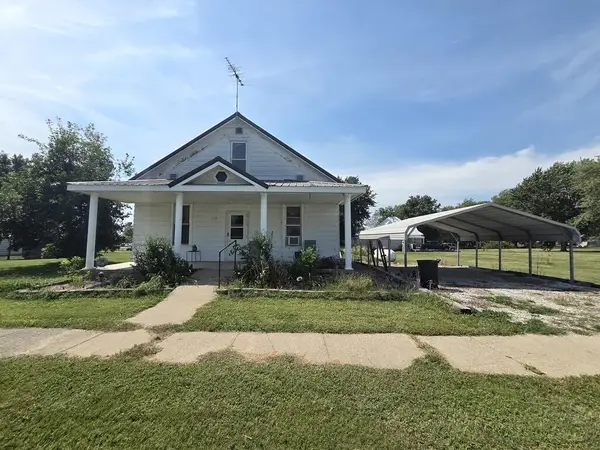 111 N Banner Way, Knox City, MO 63446