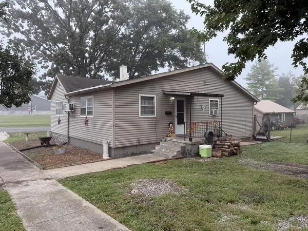 101 E Monticello, Edina, MO 63537