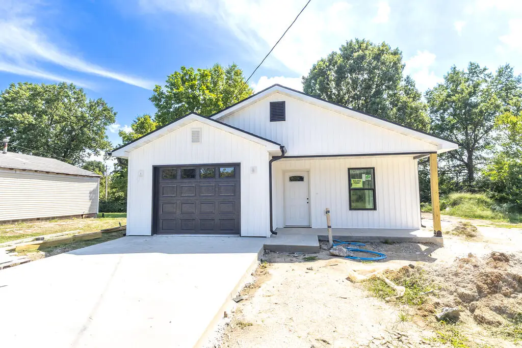 1008 West End Place, Moberly, MO 65270 - #1