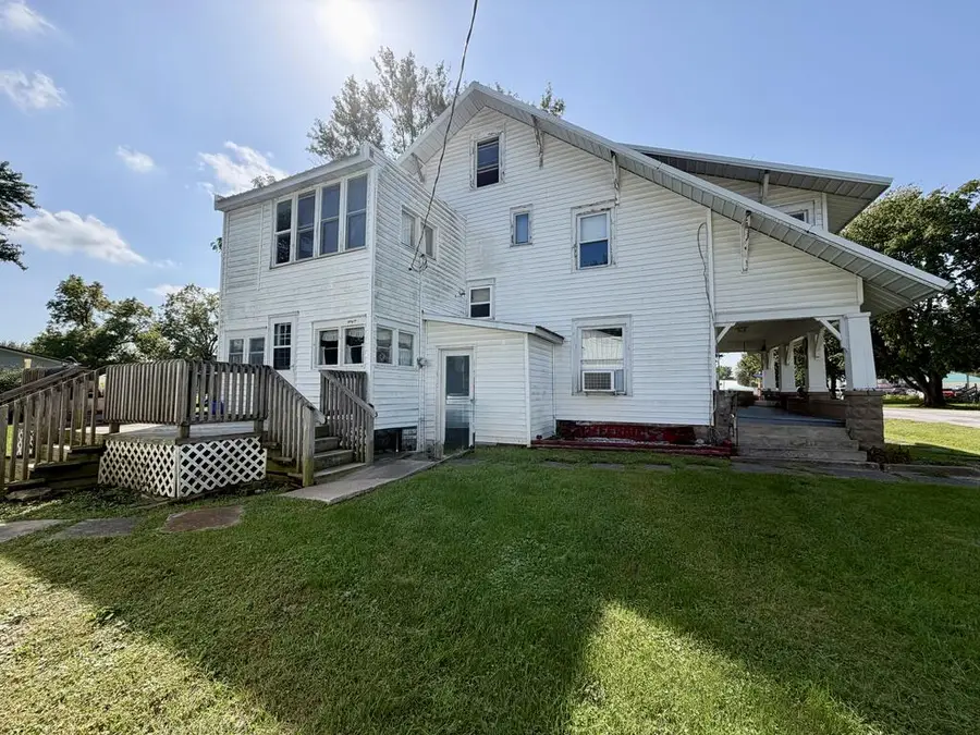 202 E 7th Street, Queen City, MO 63561 - #3