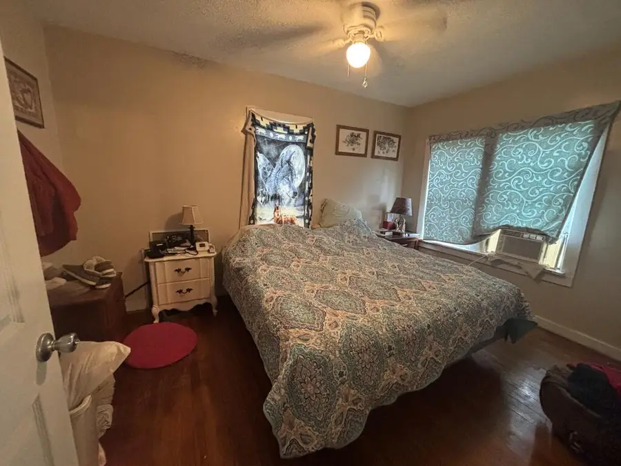 114 W Caldwell Street, La Plata, MO 63549 - #2