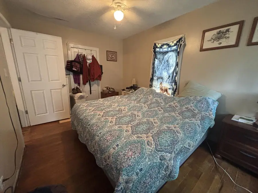 114 W Caldwell Street, La Plata, MO 63549 - #3